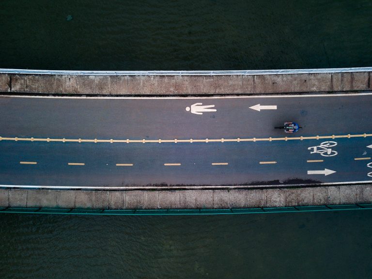 Deep Decarbonisation (DeepDCarb): The Democratic Challenge of Navigating Governance Traps